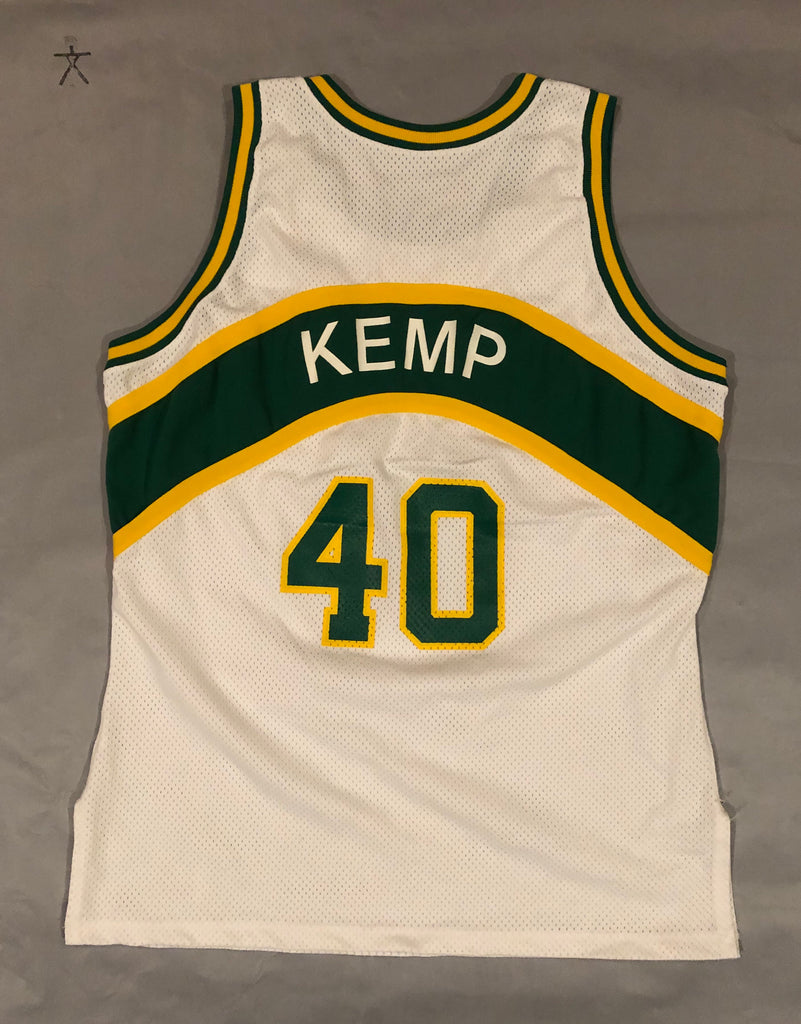 Cleveland Cavs jersey #4 Shawn Kemp Champion Authentic Athletic Apparel